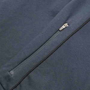 Lyle & Scott Contrast Piping Crew Neck Sweater